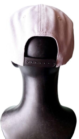 Czapka letnia z daszkiem Impo - Snapback Czapka letnia z daszkiem Impo - Snapback